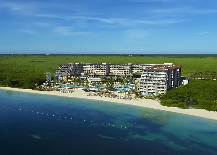 Dreams Natura Resort & Spa